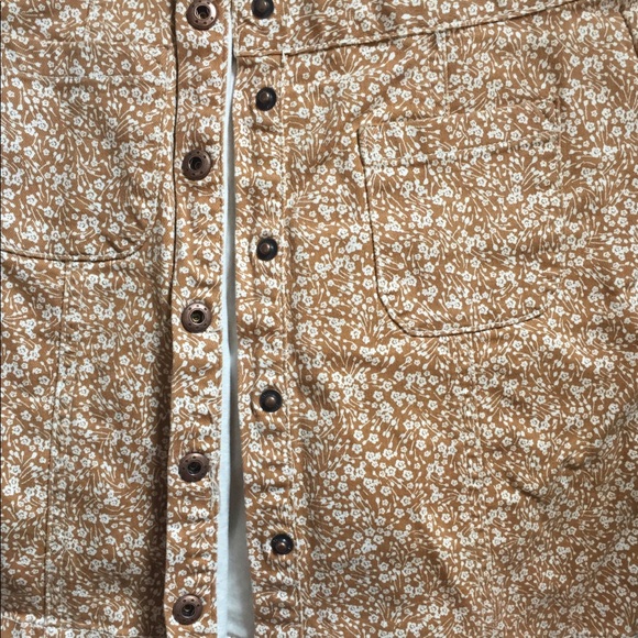 Floral button skirt - Picture 4 of 4